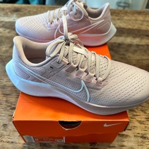Nike Women’s Air Zoom Pegasus 38